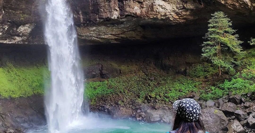 Devkund Waterfall One Day Trek from Mumbai