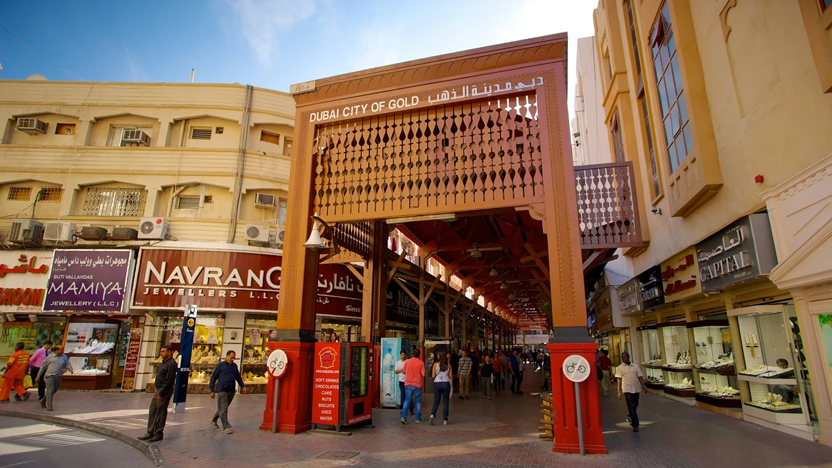 Gold Souk Dubai Shopping Guide - Best Malls, Markets & Souvenirs