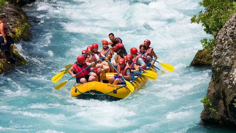 River Rafting in India in Monsoon River Rafting in India in Monsoon