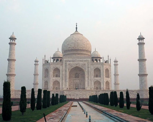 Sunrise at the Taj Mahal- Uttar Pradesh Tour Packages