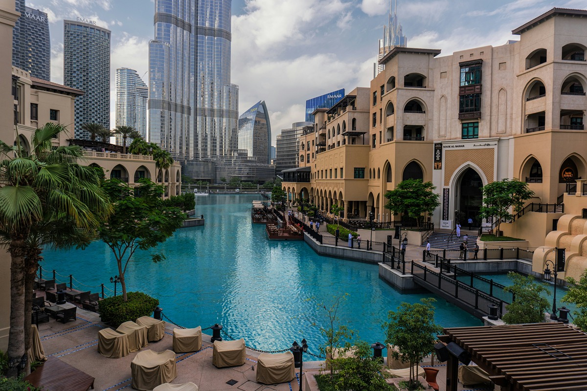 The Dubai Mall Dubai Shopping Guide - Best Malls, Markets & Souvenirs
