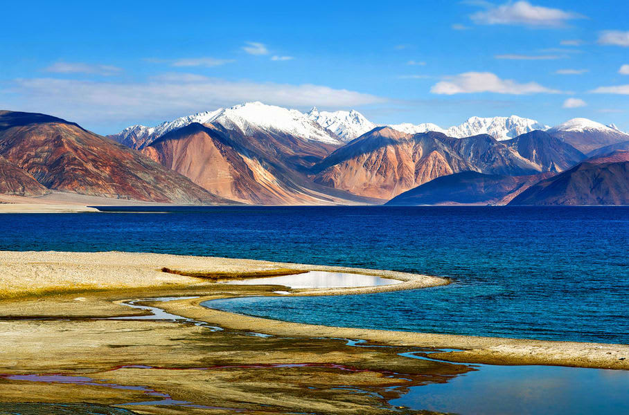 Tso_moriri_lake_ladakh_golden_wheels Tso moriri lake ladakh golden wheels - Only 200 Indians Can Visit This Place in India